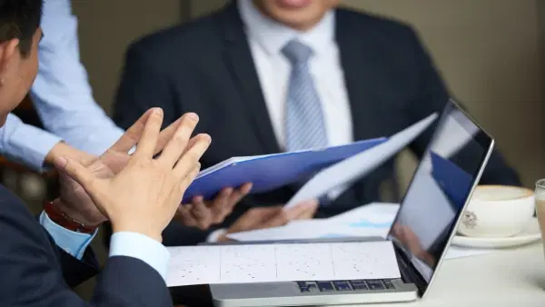 Como Fazer Licitações e Contratos