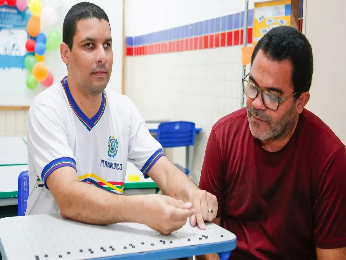 Educação Especial e Deficiência Visual