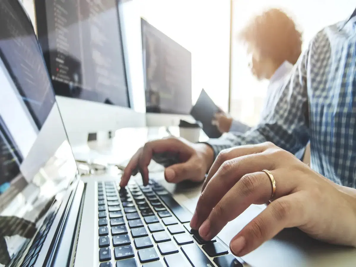 Ferramentas de Desenvolvimento Web